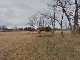 13220 SW 90th St in Andover, KS - Building Photo