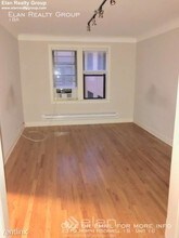 2319 N Rockwell St-Unit -Unit 1B in Chicago, IL - Building Photo - Building Photo