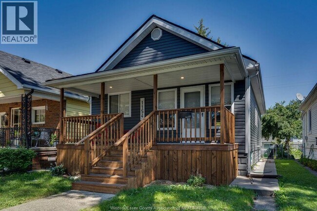1154 Gladstone Ave in Windsor, ON - Building Photo - Building Photo