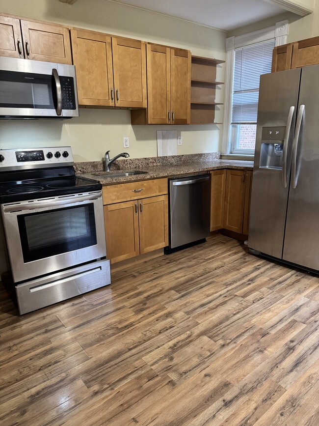 99 Hungerford St, Unit 2 in Hartford, CT - Building Photo - Building Photo