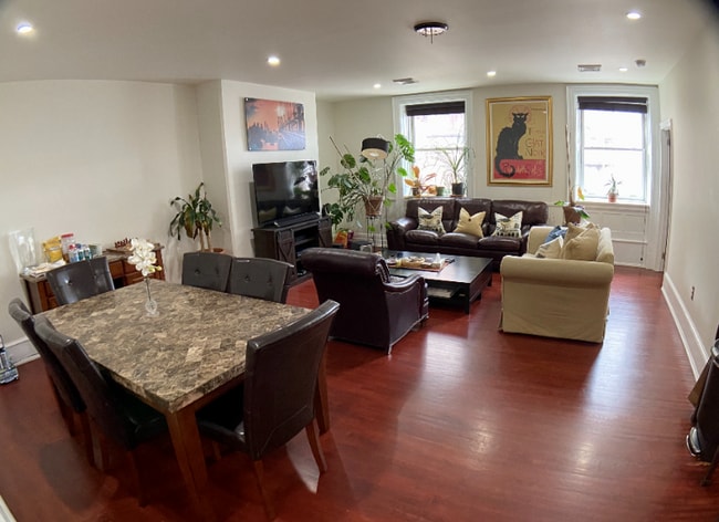 property at 1921 Walnut St