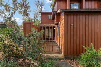 900 SW 62nd Blvd in Gainesville, FL - Building Photo - Building Photo