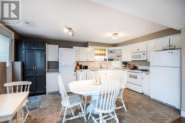 property at 801 Tarn Ct