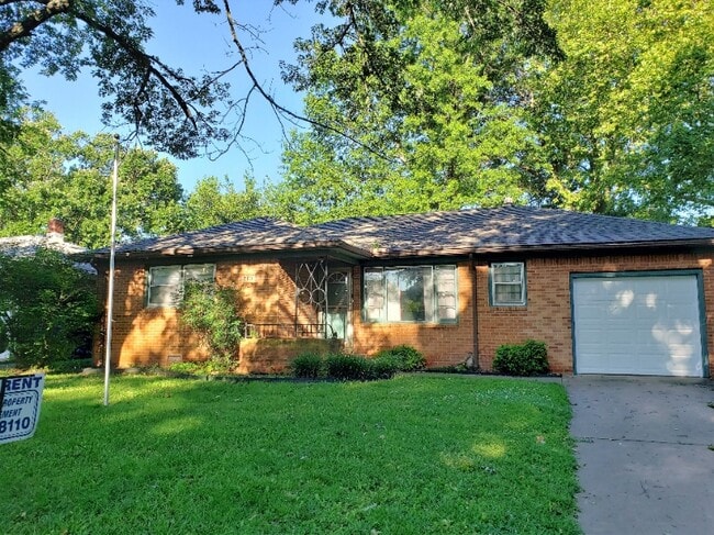 property at 563 S Kokomo Ave