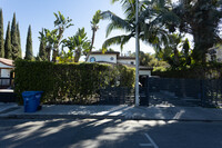 852 W Knoll Dr in West Hollywood, CA - Building Photo - Building Photo