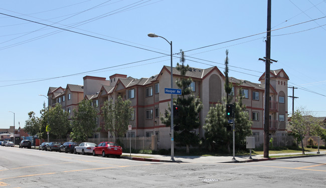 Gwen Bolden Manor in Los Angeles, CA - Building Photo - Building Photo