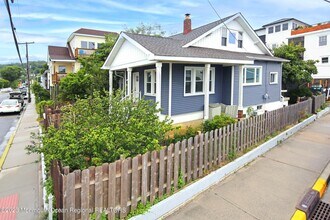 16 Cornwall St in Highlands, NJ - Building Photo - Building Photo