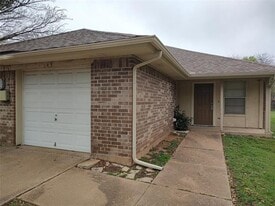 145 Page St in Keller, TX - Building Photo