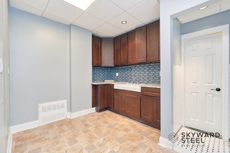 5718 3rd Ave in Brooklyn, NY - Building Photo - Interior Photo