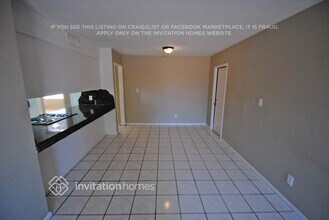 7007 W Vernon Ave in Phoenix, AZ - Building Photo - Building Photo