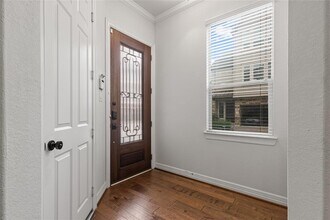 1507 Peyton Oaks Pl in Houston, TX - Building Photo - Building Photo