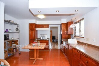 1334 Sevilla St in Camarillo, CA - Building Photo - Building Photo