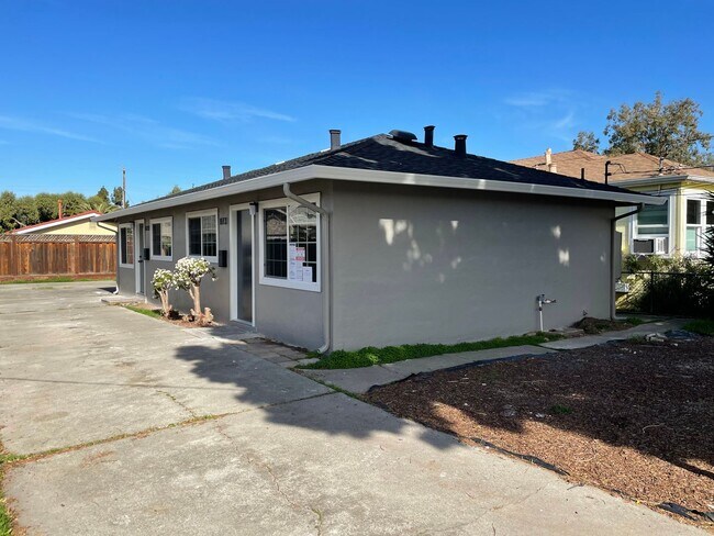 871 Coolidge Ave-Unit -871 in Sunnyvale, CA - Building Photo - Building Photo