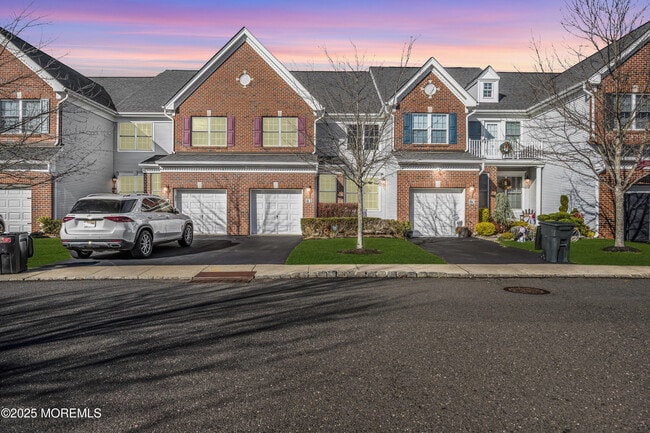 82 Demarest Dr in Englishtown, NJ - Building Photo - Building Photo