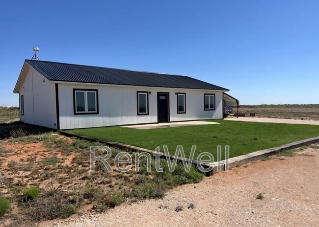 395 Private Rd in Seminole, TX - Building Photo - Building Photo