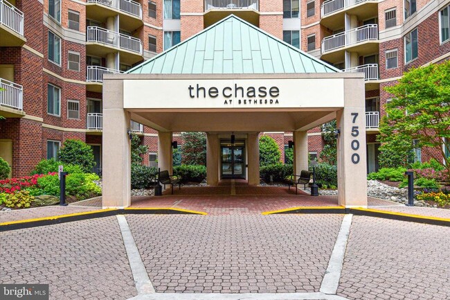 7500 Woodmont Ave in Bethesda, MD - Building Photo - Building Photo