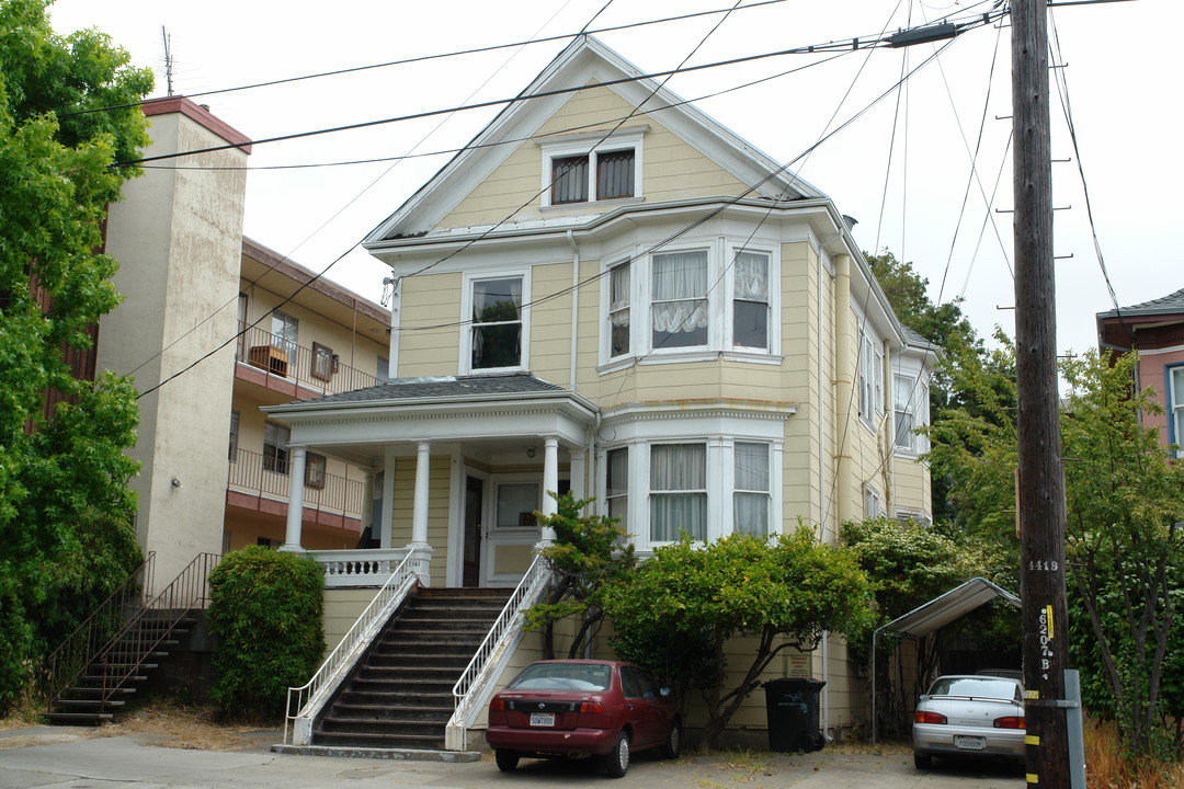 2543 Ellsworth St in Berkeley, CA - Building Photo