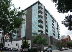 950 W Jackson St in Chicago, IL - Building Photo