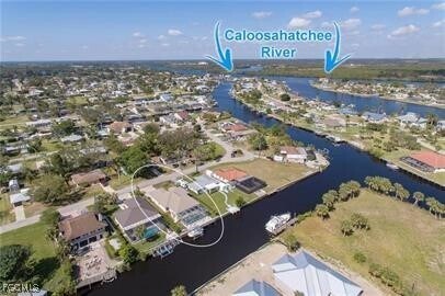 2082 E Tobago Cir in Ft. Myers, FL - Building Photo - Building Photo