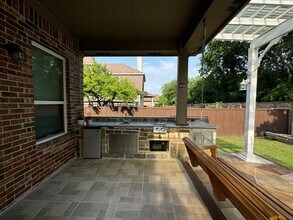 14075 Doonan Xing in Frisco, TX - Foto de edificio - Building Photo