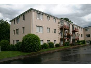 Maple Hall Apartments in Rutherfordton, NC - Foto de edificio