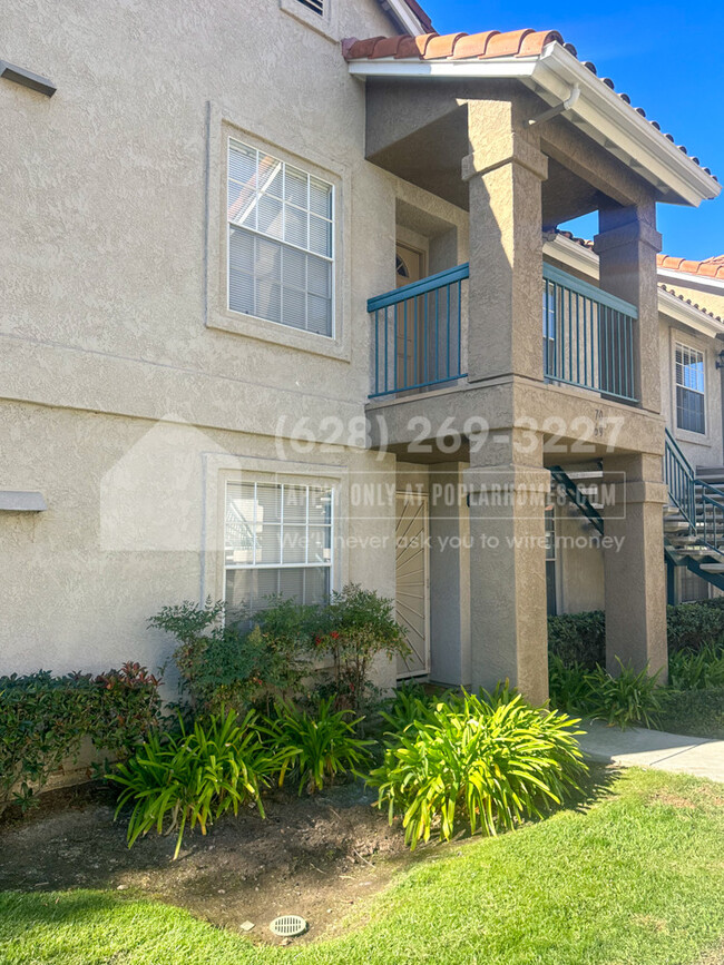 10740 Aderman Ave in San Diego, CA - Building Photo - Building Photo