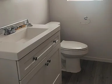 10214 Woodworth Ave in Inglewood, CA - Foto de edificio - Building Photo