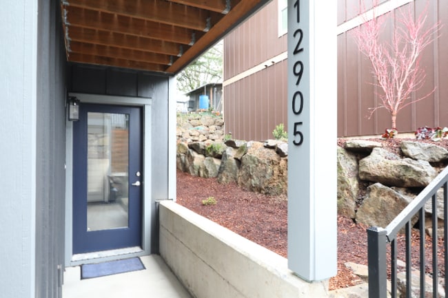 12905 SE Ridgecrest Rd in Happy Valley, OR - Building Photo - Building Photo