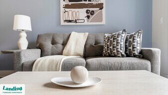 810 W St Johns Ave in Austin, TX - Building Photo