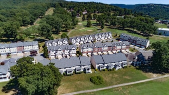 Fairway Villas in Morgantown, WV - Building Photo