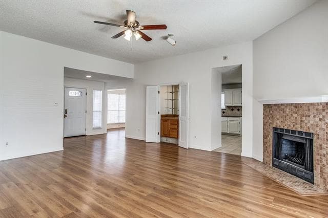 1302 Silver Maple Dr in Carrollton, TX - Building Photo - Building Photo