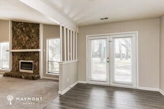 1483 Flat Rock Rd in Stockbridge, GA - Foto de edificio - Building Photo