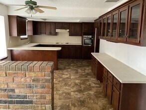 9620 Willow Wind Dr in Midwest City, OK - Building Photo - Building Photo