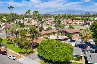 Palm Gardens in Redlands, CA - Foto de edificio - Building Photo