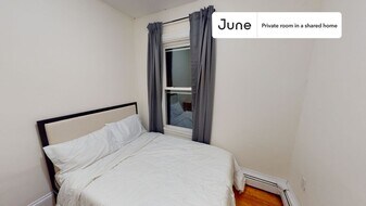 Room in Shared 5 bed/1 bath home in Boston, MA - Building Photo