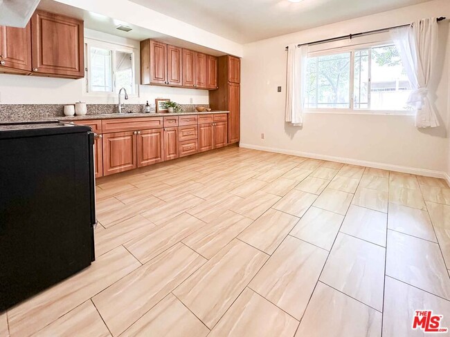 240 San Marcos St in San Gabriel, CA - Building Photo - Building Photo