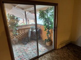 185 Peaceful Pl, Unit Unit 5 in Laclede, ID - Building Photo