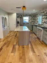 2507 East Side Dr in Austin, TX - Building Photo - Building Photo