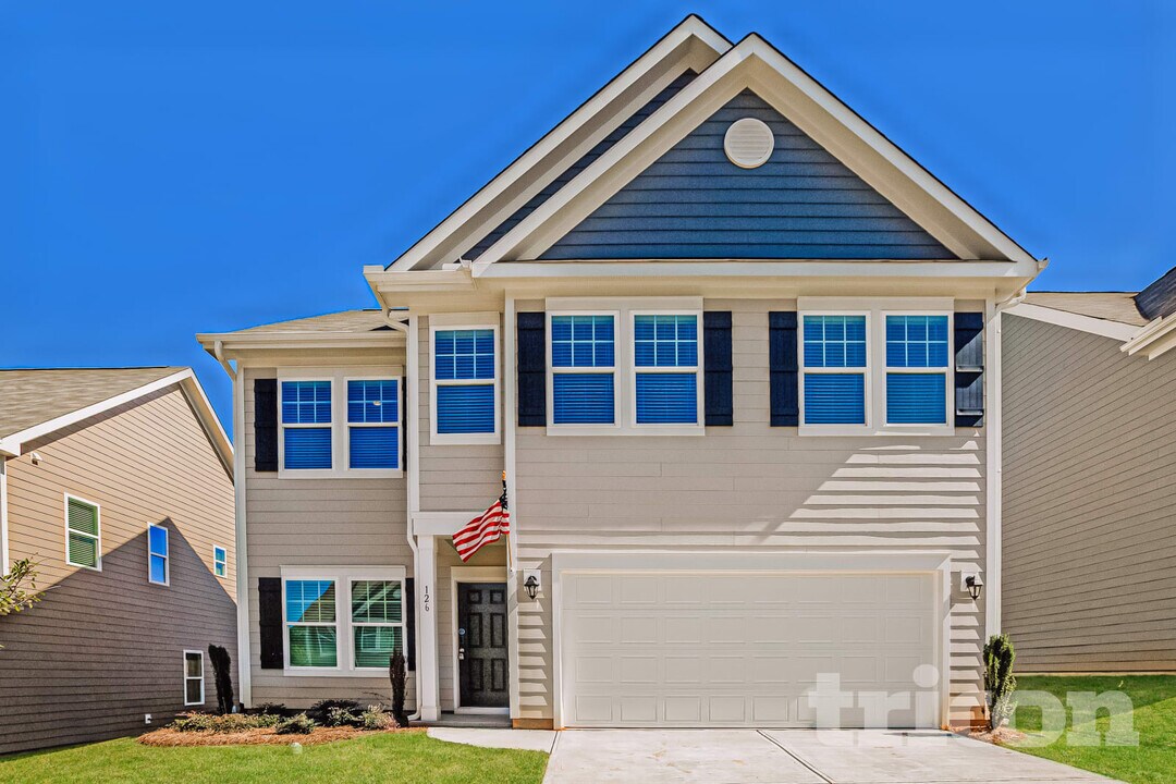 126 Halesworth Rd in Mooresville, NC - Building Photo