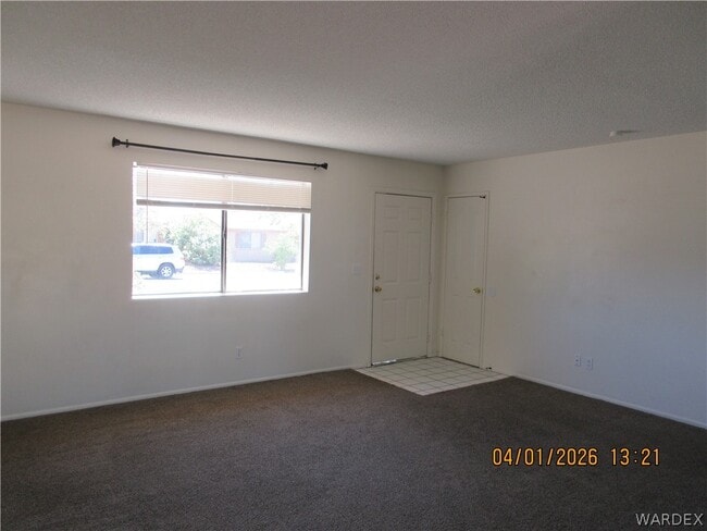 2821 Karen Ave in Kingman, AZ - Building Photo - Building Photo