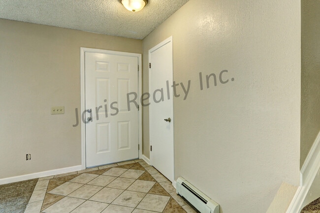 251 Gordon Ct in Castle Rock, CO - Building Photo - Building Photo