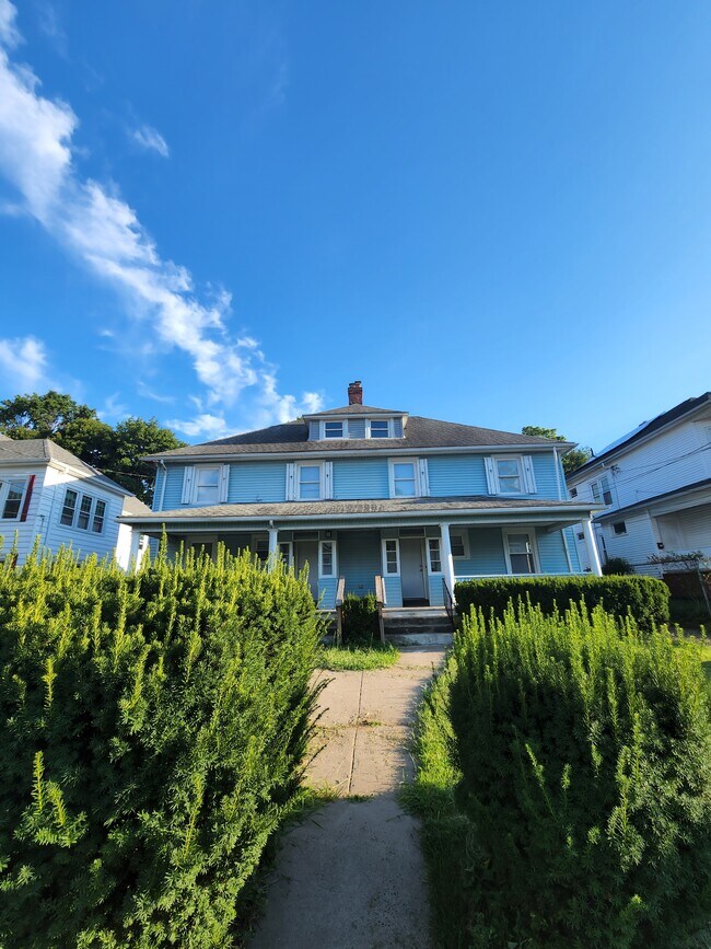 25 Thomaston St Rentals in Hartford, CT