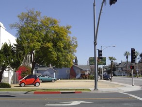 Raincross Apartments in Riverside, CA - Foto de edificio - Building Photo