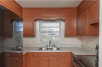 2201 E Florida St in Greensboro, NC - Building Photo - Building Photo