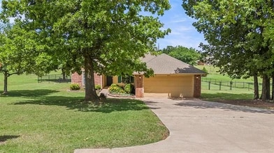 11644 Country Vw in Guthrie, OK - Foto de edificio - Building Photo
