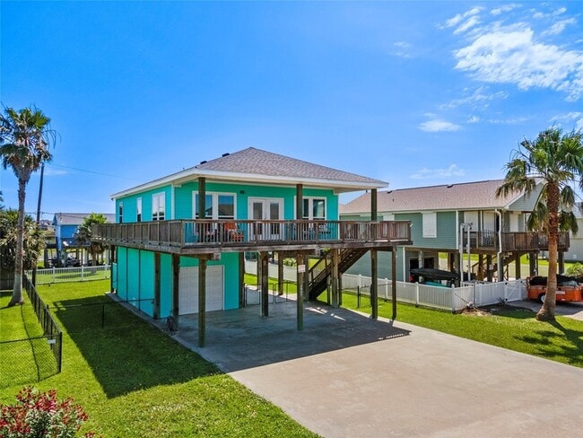3923 Reeves Dr in Galveston, TX - Building Photo - Building Photo