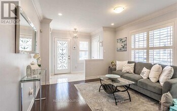 62 Quillberry Cl in Brampton, ON - Building Photo - Building Photo