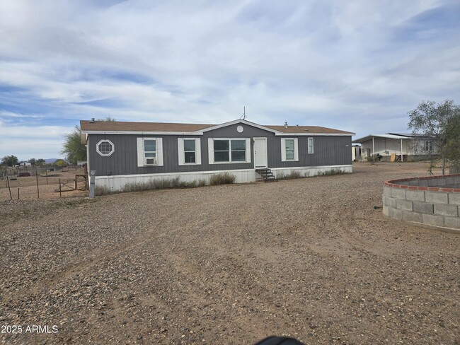 property at 22548 W Skinner Dr