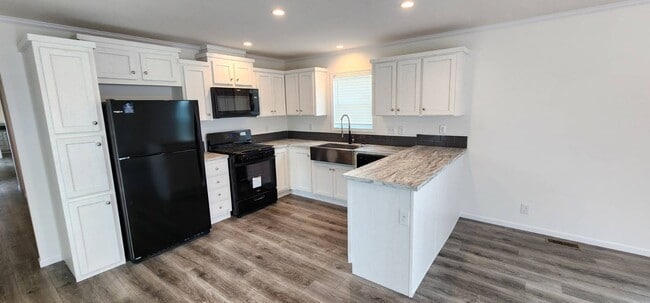 10326 Old Leo Rd in Fort Wayne, IN - Building Photo - Building Photo