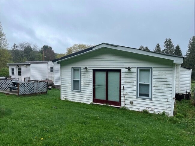 property at 1198 Dahlia Rd